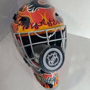 Calgary Flames GFM 1500- NHL Team Goalie Mask By Franklin